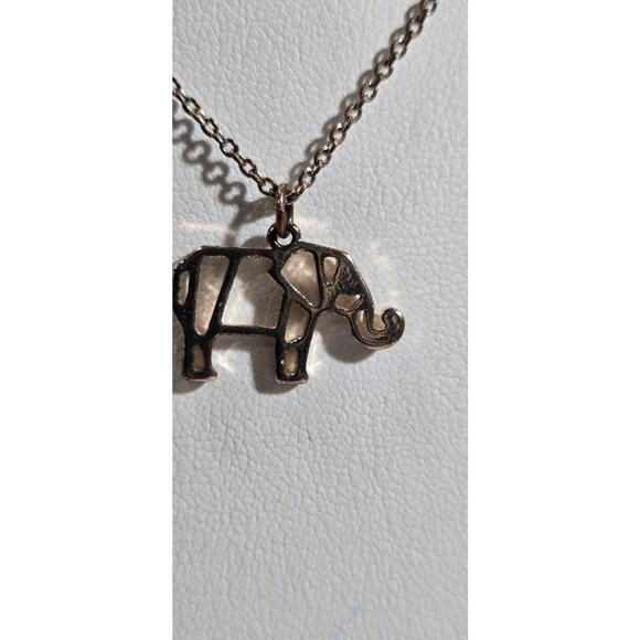 LC  Lauren Conrad elephant necklace 1.1714 - Picture 3 of 8